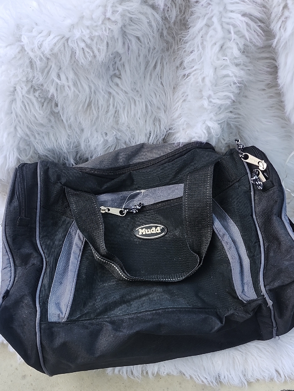 Vintage Y2K Mudd Black and Gray Travel Duffel..classic MUDD.